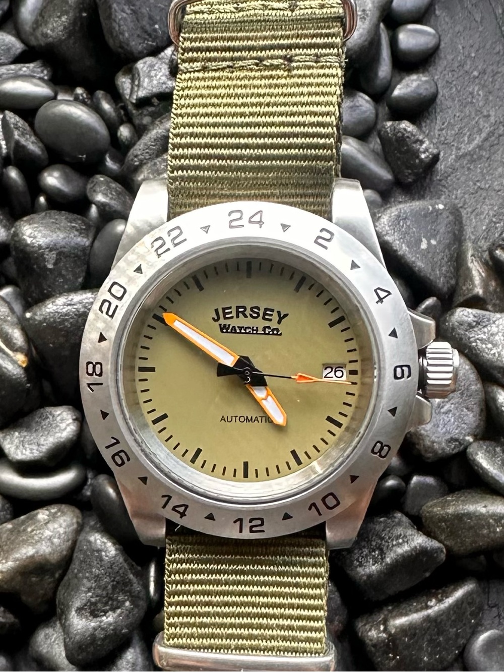 Men’s Olive Green Automatic Field Jacket-Style Watch. Explorer style SeikoMod NH